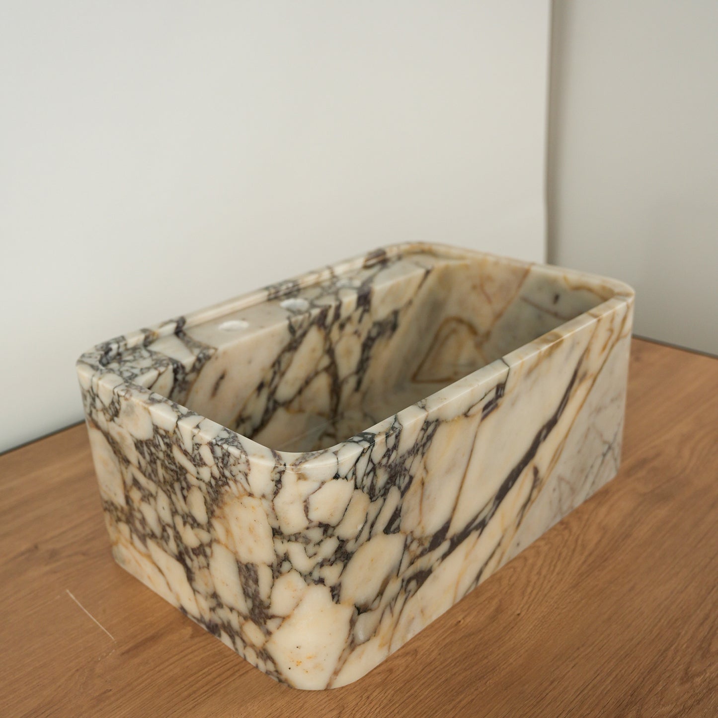 Calacatta Viola Marble Sink (H25)