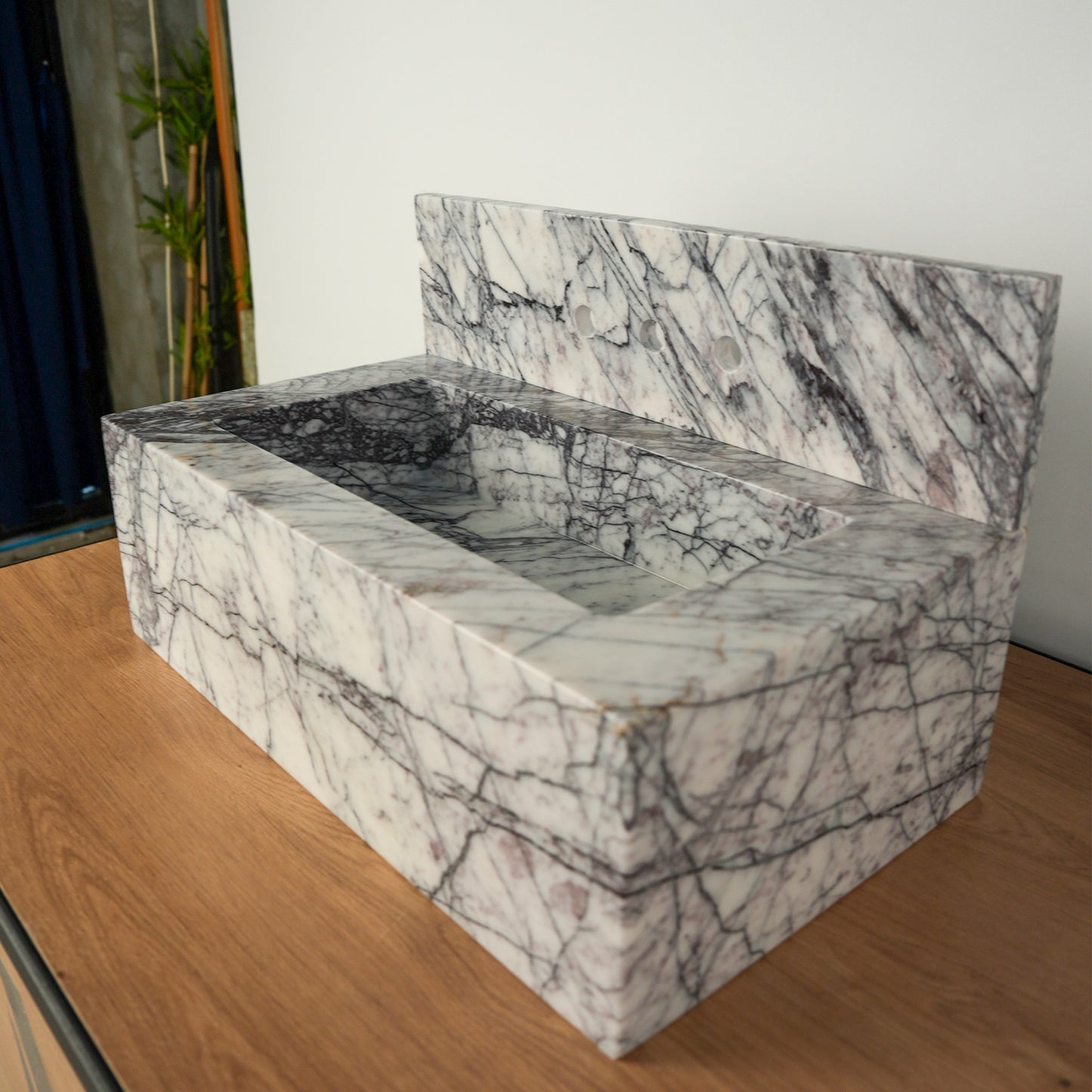 Lilac Marble Sink (wBacksplash)